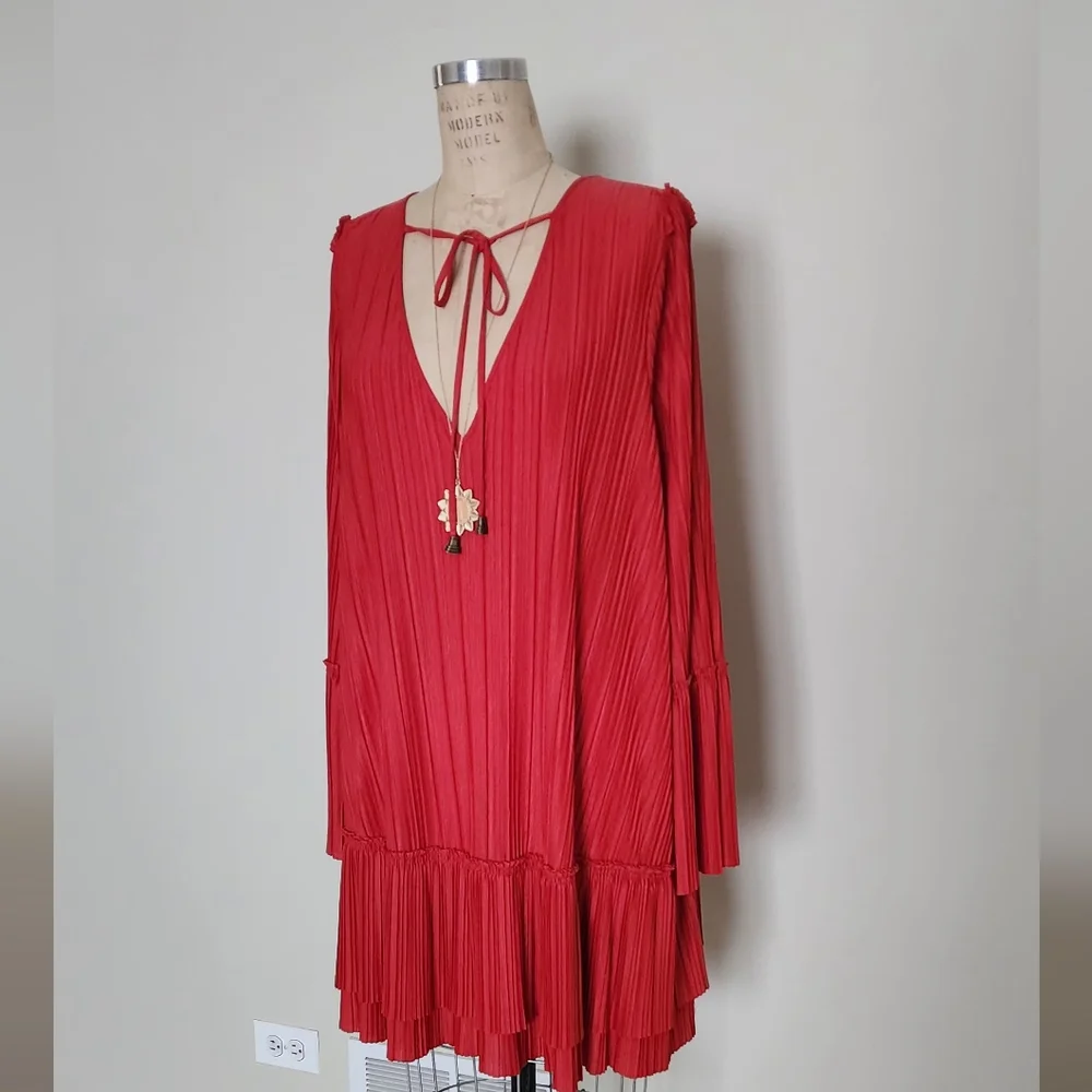 NWOT FREE People pleated dress - Picture 2 of 13
